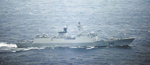 16�����磬�й��������ҽ�ͧ�����������ǹ�������ˮ��ͼΪ�շ�������й�����������