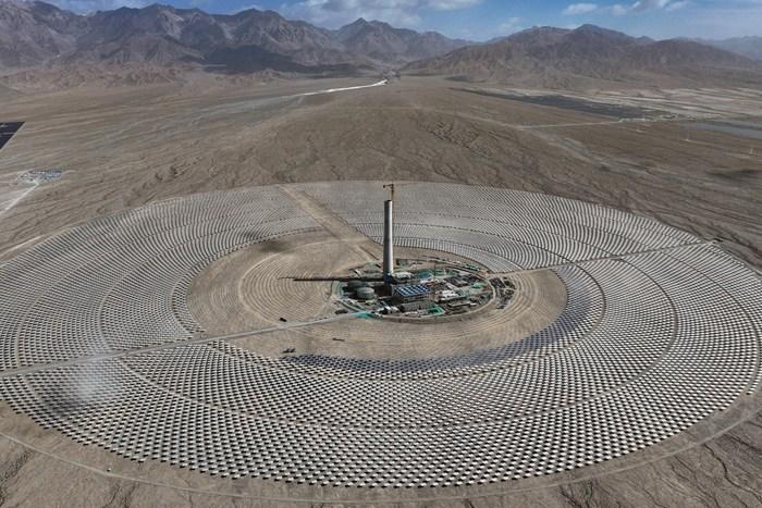 探访中国在建单体规模最大塔式光热项目