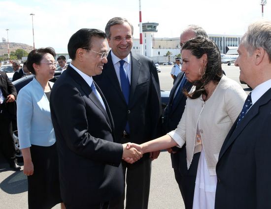 李克强结束访欧之行今日抵京(组图)